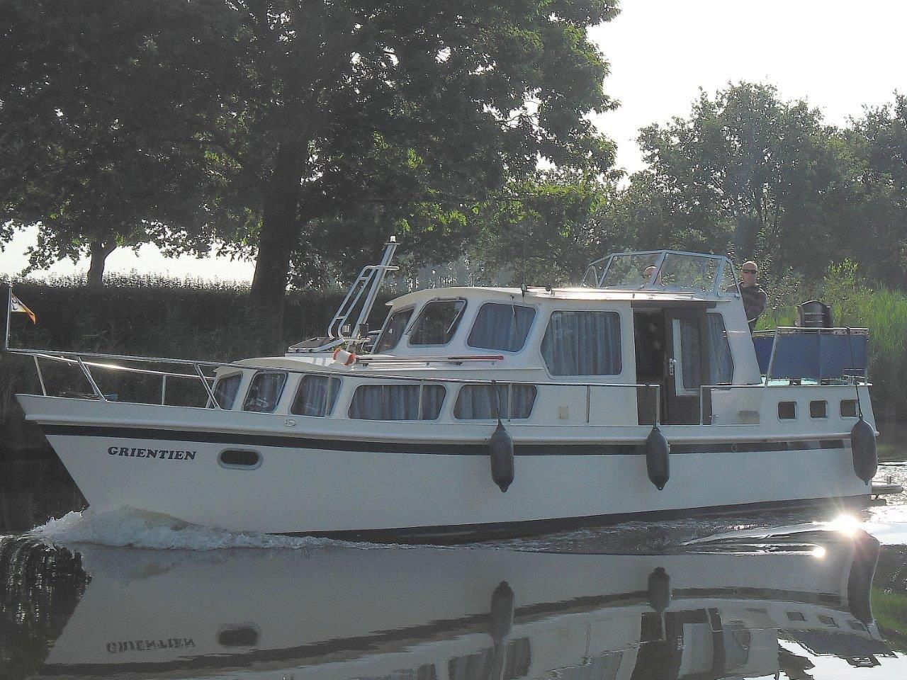 Ten Broeke kruiser 10.00 motorboot | White Whale Yachtbrokers